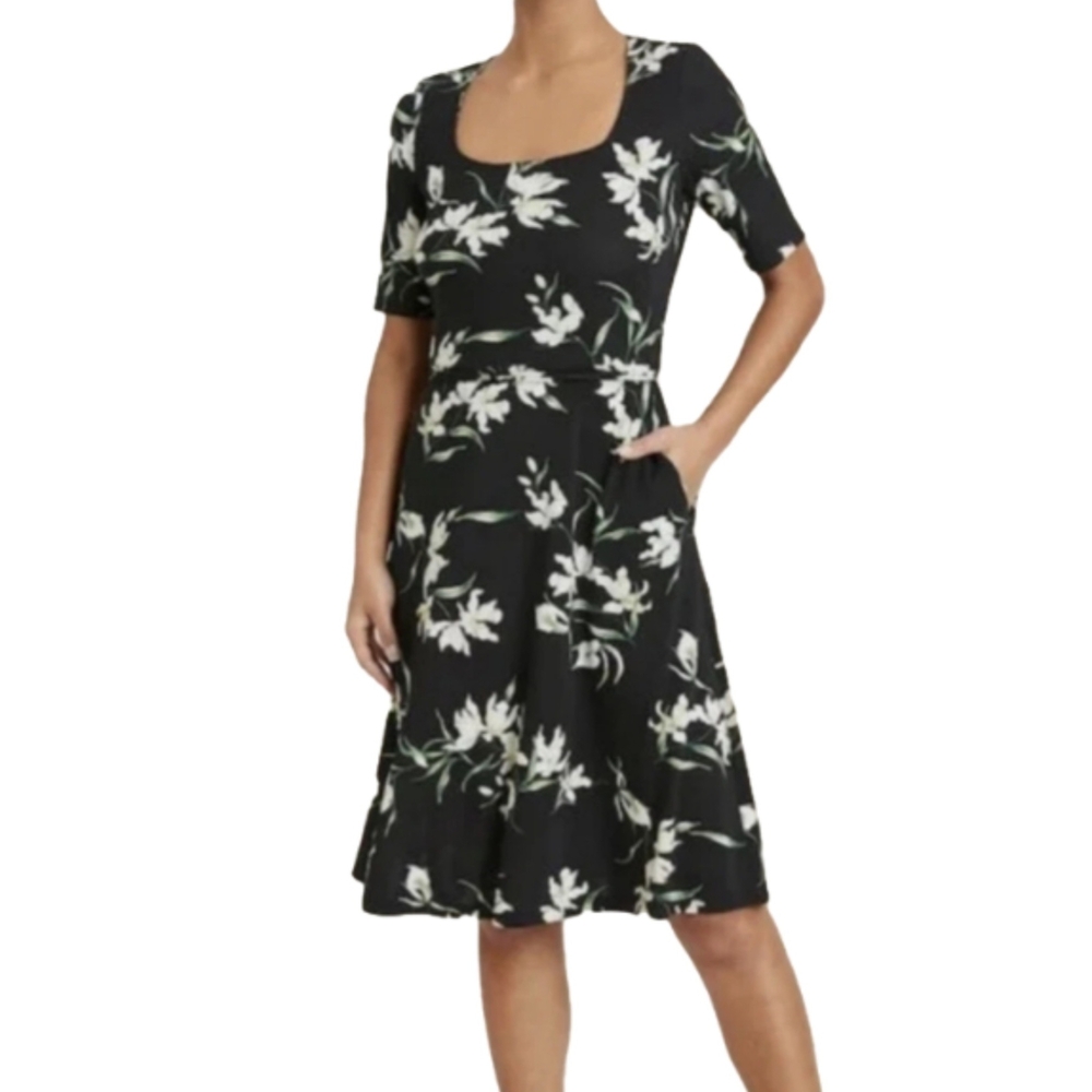 Banana Republic Black with Floral Print Dress with Pockets Size Medium